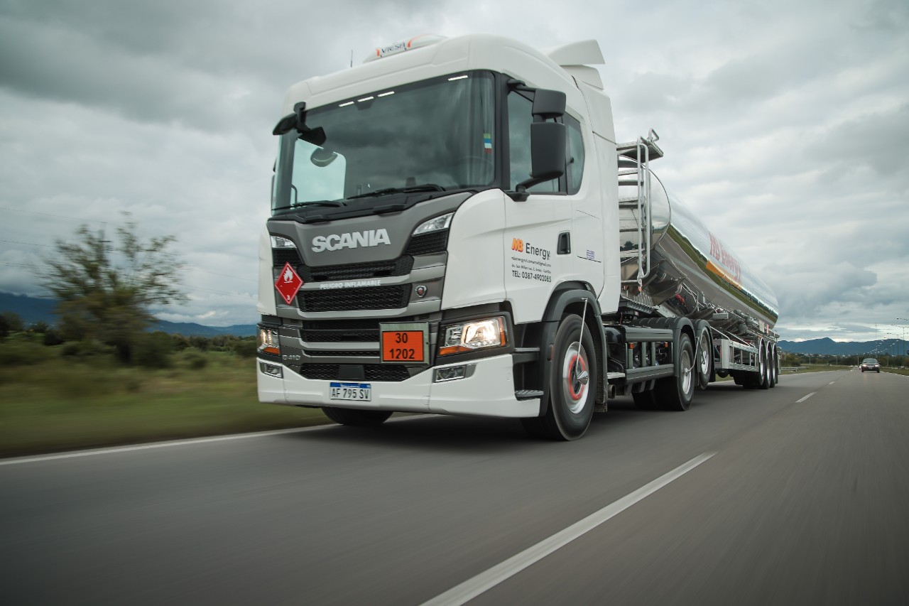 Argentina MB Energy Will Transport Shell Fuels With A Scania CNG