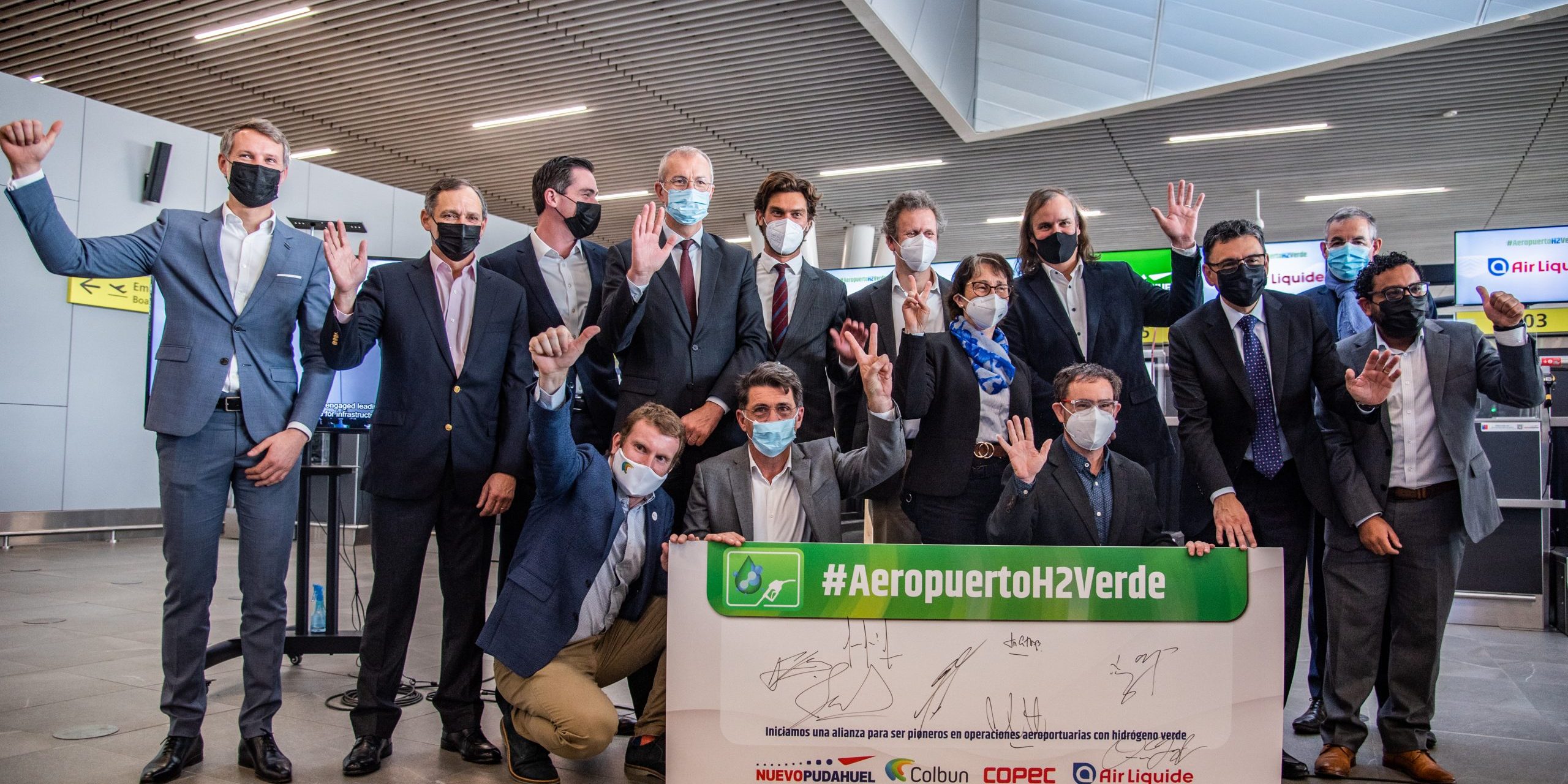 Santiago de Chile Airport to become the first in Latin America to use green H2 Santiago de Chile Airport to become the first in Latin America to use green H2