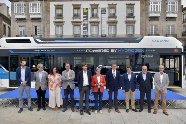 Spain: Port of A Coruña presents a bus powered by renewable hydrogen Spain: Port of A Coruña presents a bus powered by renewable hydrogen