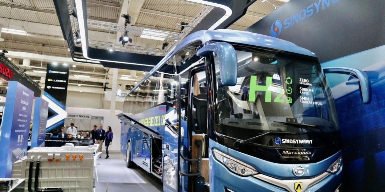Sinosynergy unveils first hydrogen fuel cell journey coach in Europe Sinosynergy unveils first hydrogen fuel cell journey coach in Europe