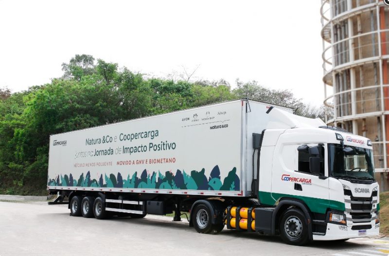 Brazil: Coopercarga uses Scania bio-CNG trucks for Natura deliveries