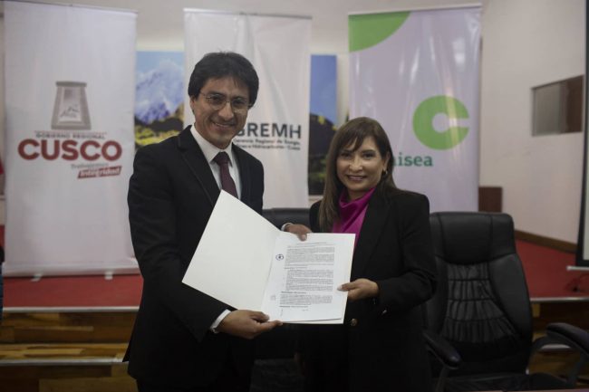 Cusco y Camisea impulsan uso de gas en transporte público, de carga y de residuos Cusco y Camisea impulsan uso de gas en transporte público, de carga y de residuos