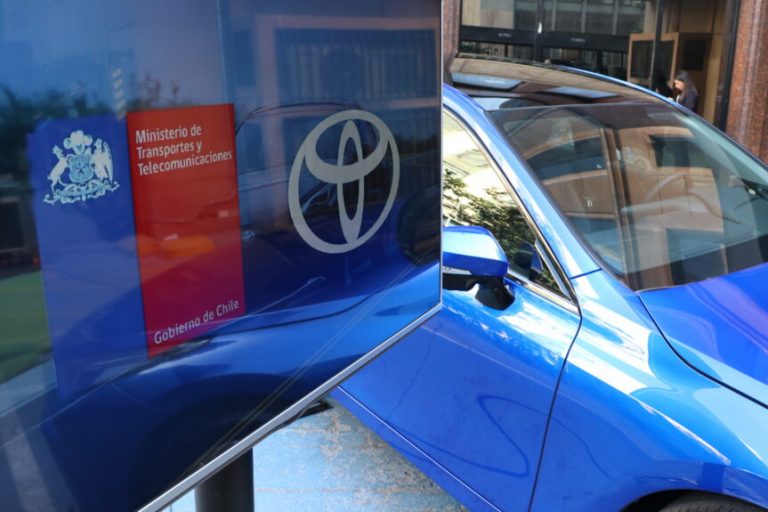 Presentan el primer vehículo con pila de combustible de hidrógeno de Chile Presentan el primer vehículo con pila de combustible de hidrógeno de Chile