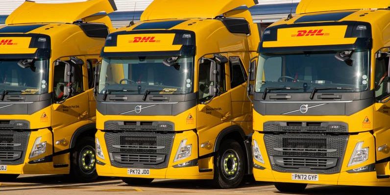 DHL PARCEL UK TAKES DELIVERY OF SIX FULLY ELECTRIC TRUCKS AND BEGINS ROLL-OUT OF 30 LNG TRACTOR UNITS DHL PARCEL UK TAKES DELIVERY OF SIX FULLY ELECTRIC TRUCKS AND BEGINS ROLL-OUT OF 30 LNG TRACTOR UNITS