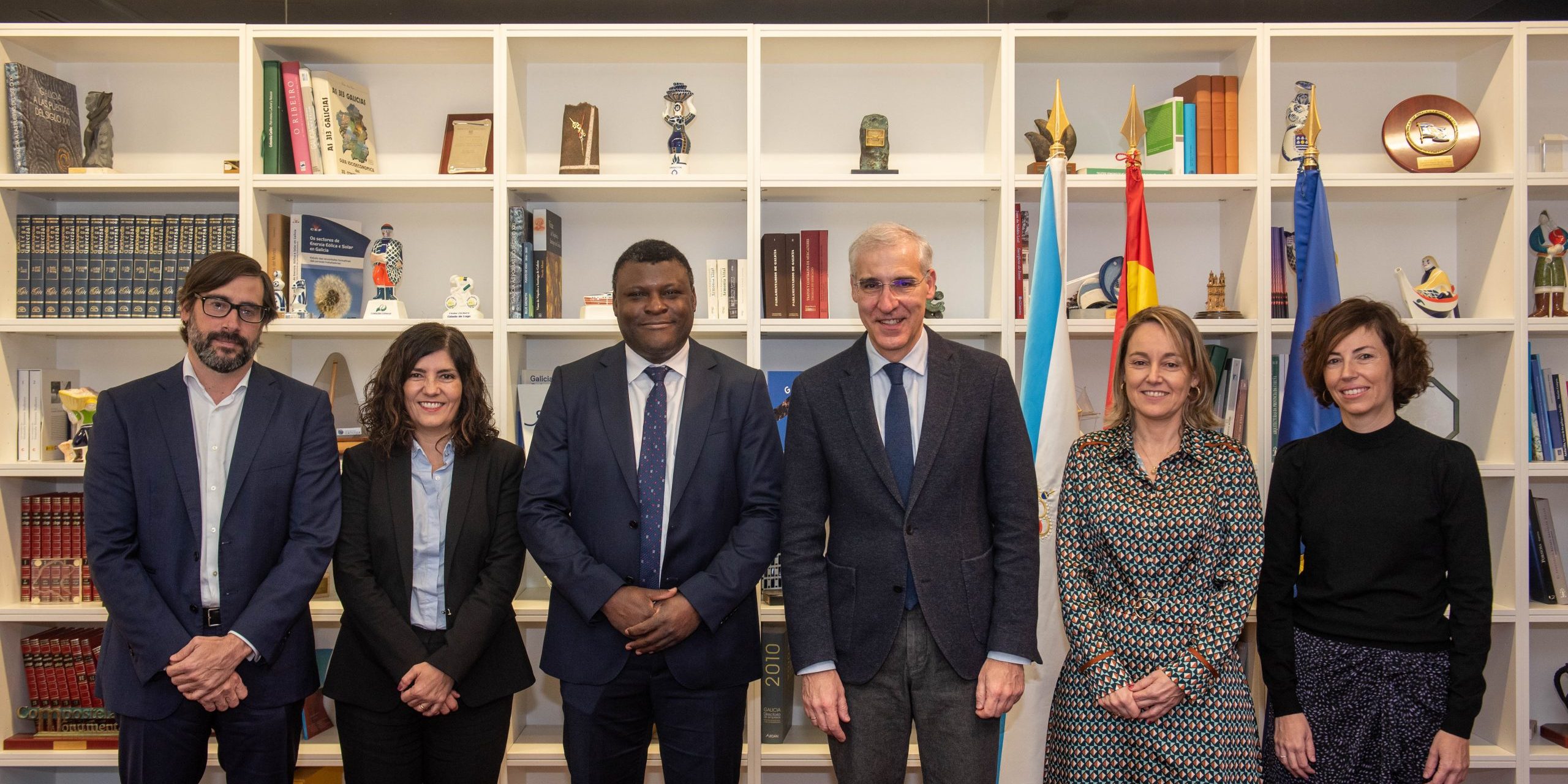 Reganosa, Naturgy and Repsol plan to create renewable hydrogen hub in Galicia