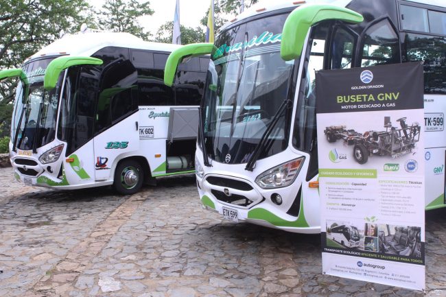 Colombia: ponen en marcha la primera flota de servicio especial 100% a GNC Colombia: ponen en marcha la primera flota de servicio especial 100% a GNC