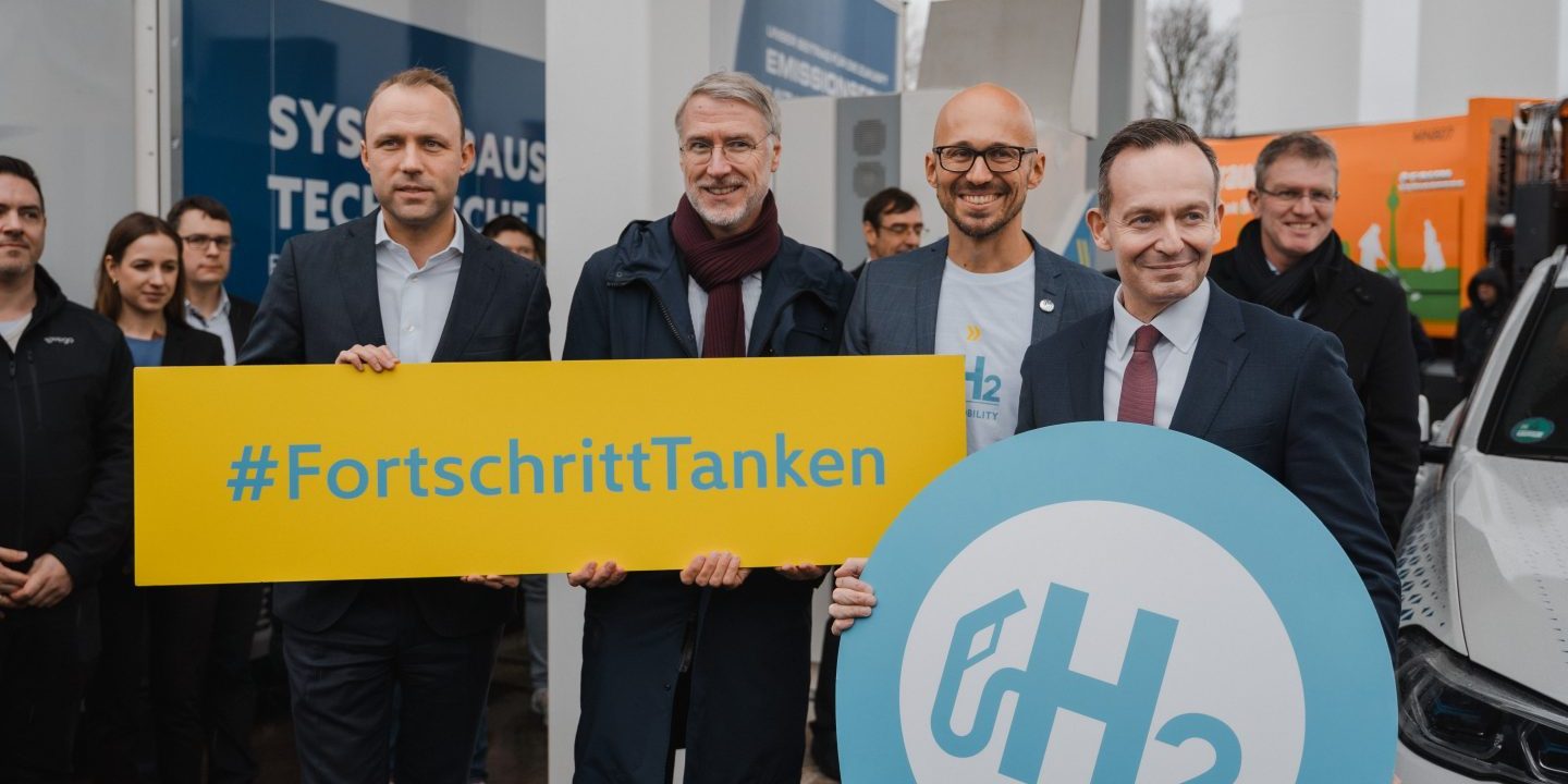 H2 MOBILITY: Germany’s most efficient hydrogen station opens in Berlin H2 MOBILITY: Germany’s most efficient hydrogen station opens in Berlin