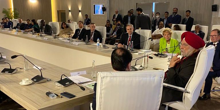 President of WGMC and NGV Italy participates in major Indian energy conference