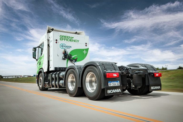 Scania Argentina doubles the driving range of its line of CNG vehicles Scania Argentina doubles the driving range of its line of CNG vehicles