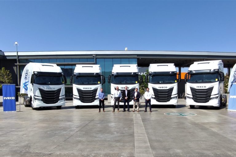 IVECO launches LNG version of its S-WAY model in Chile IVECO launches LNG version of its S-WAY model in Chile