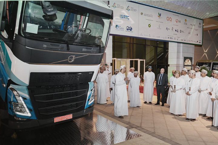 Oman presents the country’s first hydrogen dual fuel truck Oman presents the country’s first hydrogen dual fuel truck