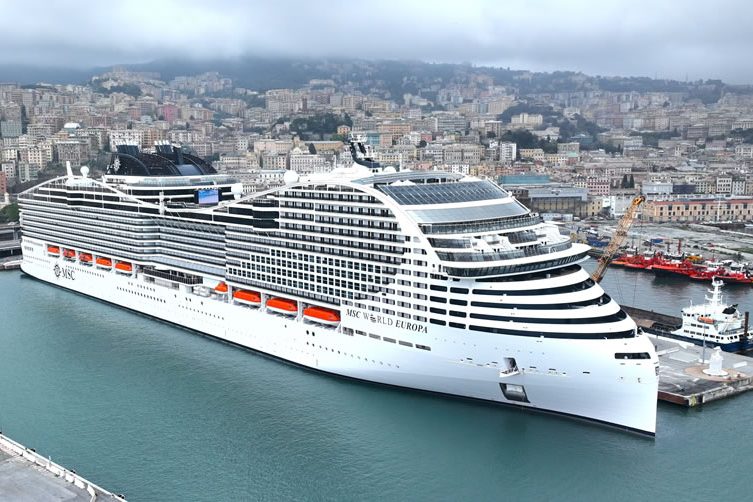 MSC Cruises’ first vessel to be powered by LNG starts sailing in the Mediterranean MSC Cruises’ first vessel to be powered by LNG starts sailing in the Mediterranean
