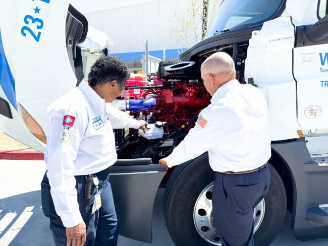 Walmart deploys North America’s first truck with a 15-liter renewable natural gas engine Walmart deploys North America’s first truck with a 15-liter renewable natural gas engine