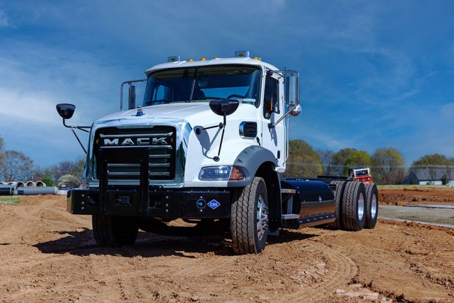 Mack Trucks introduces new CNG-powered truck for waste collection applications Mack Trucks introduces new CNG-powered truck for waste collection applications