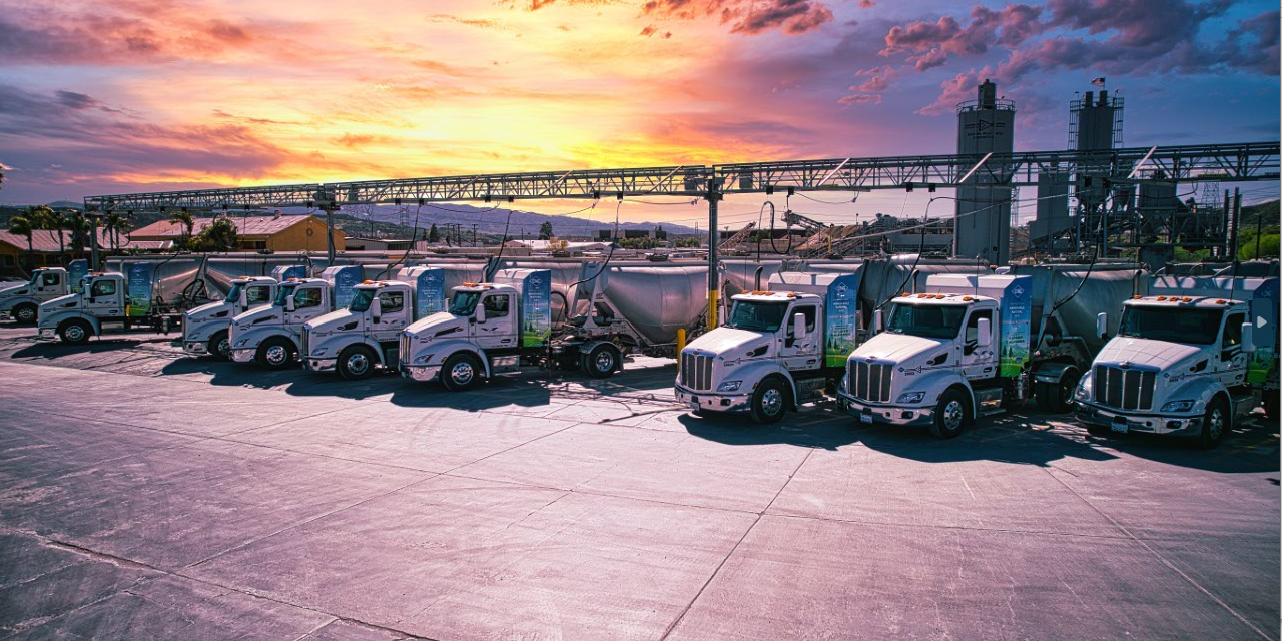 Cummins and CNGVP demonstrate X15N 15-liter engine in Class 8 truck for the first time in North America Cummins and CNGVP demonstrate X15N 15-liter engine in Class 8 truck for the first time in North America