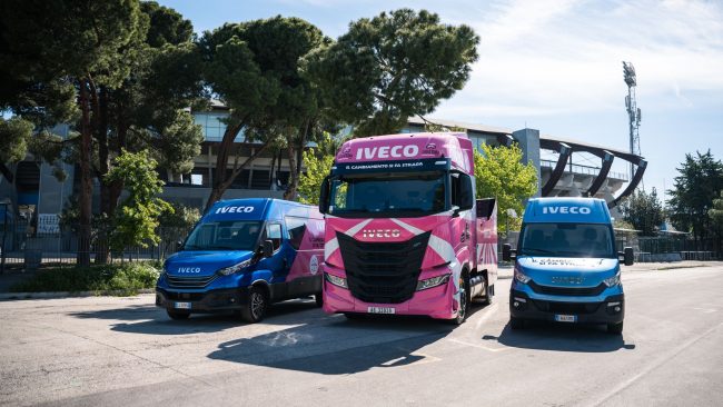 IVECO supplies a biomethane-powered IVECO S-Way LNG to Giro d’Italia IVECO supplies a biomethane-powered IVECO S-Way LNG to Giro d'Italia